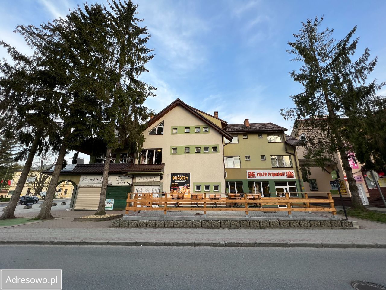 Lokal Lesko, rynek Rynek. Zdjęcie 1