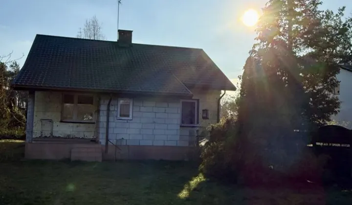 dom wolnostojący, 4 pokoje Dąbrówka, ul. Cicha