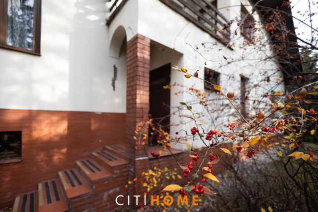 dom wolnostojący, 6 pokoi Łomianki. Zdjęcie 34