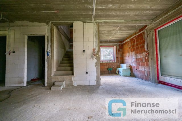 dom wolnostojący, 4 pokoje Lisna. Zdjęcie 3