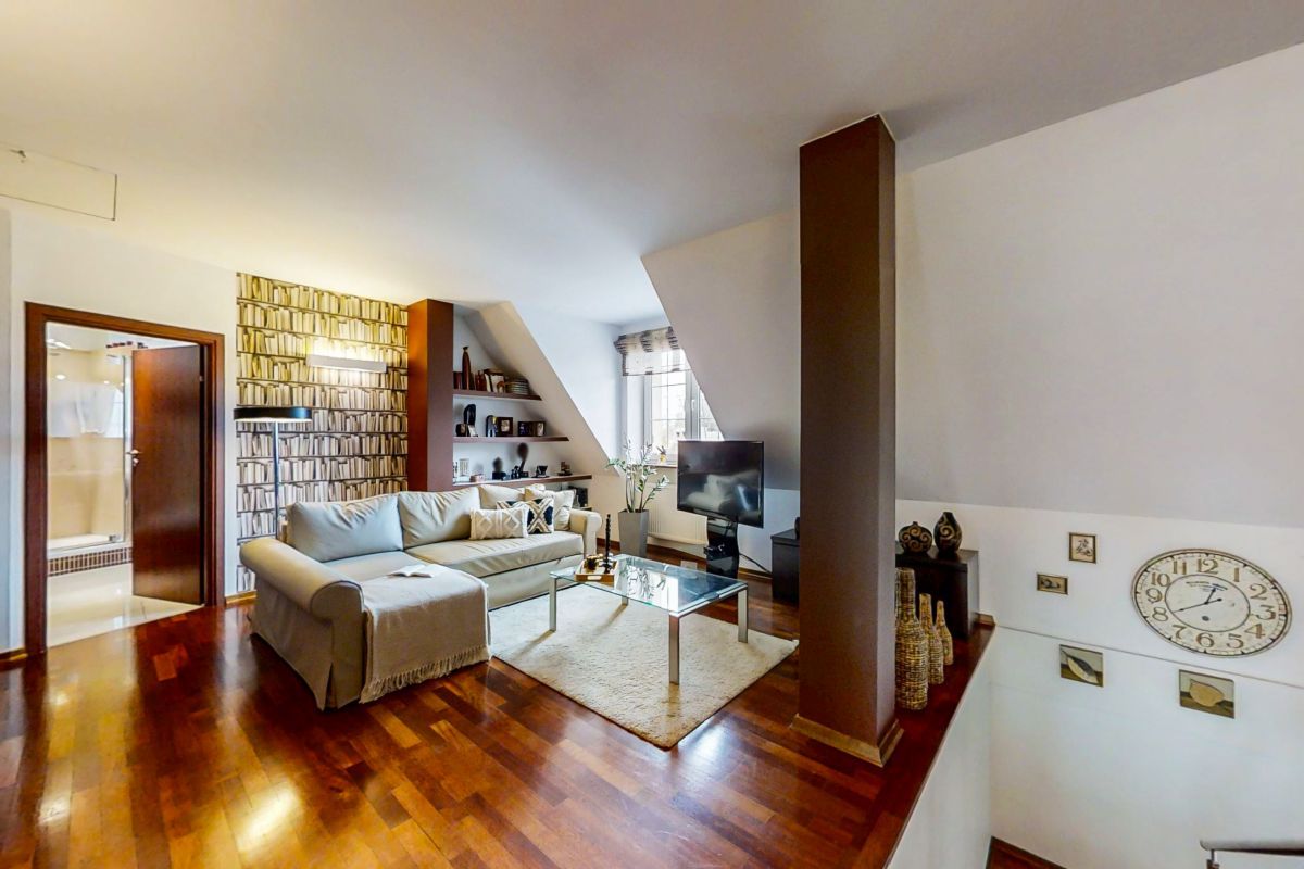 bliźniak, 8 pokoi Rzgów. Zdjęcie 10