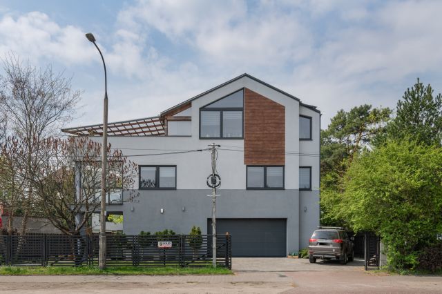 dom wolnostojący, 6 pokoi Warszawa Wawer, ul. Mrówcza. Zdjęcie 1