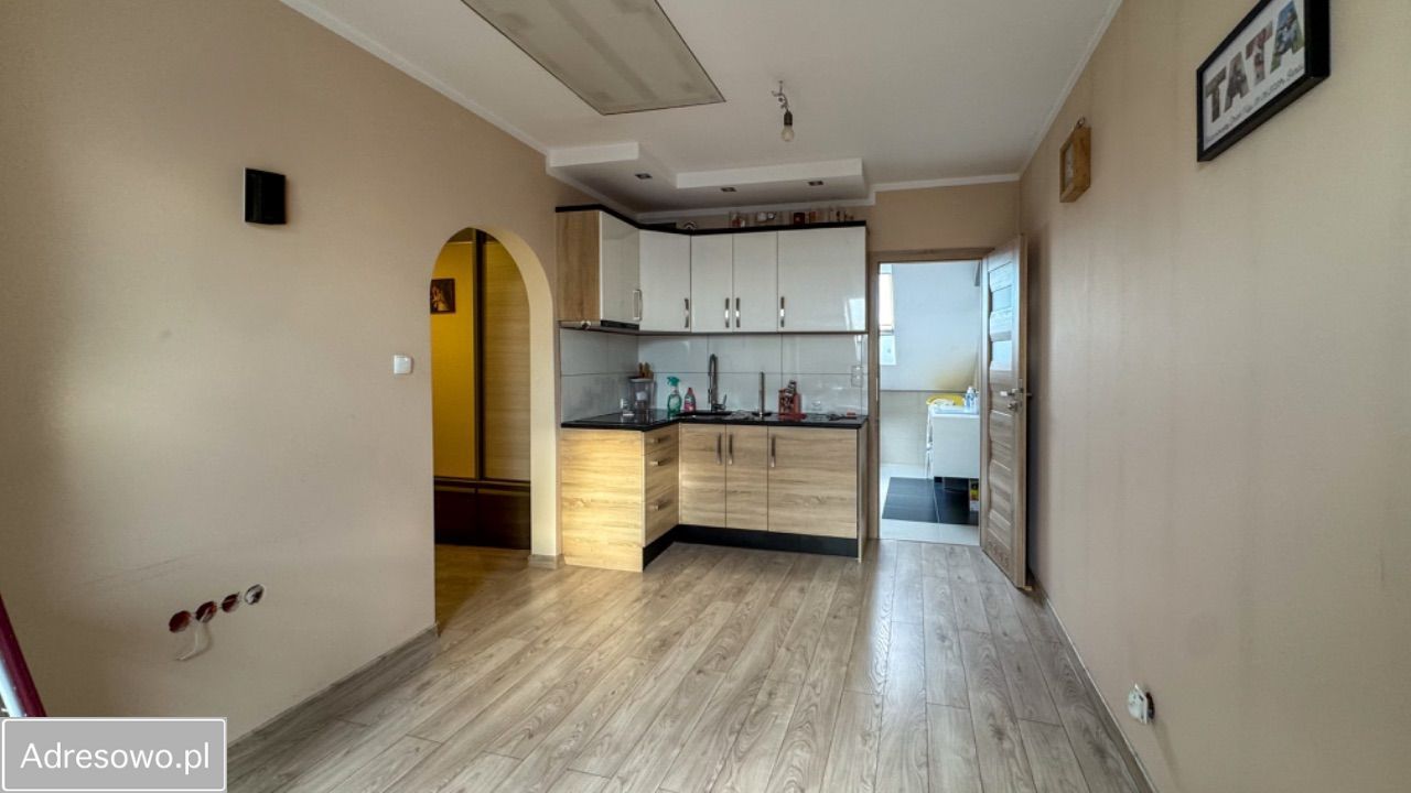 dom szeregowy, 6 pokoi Oława, ul. Adama Mickiewicza. Zdjęcie 11