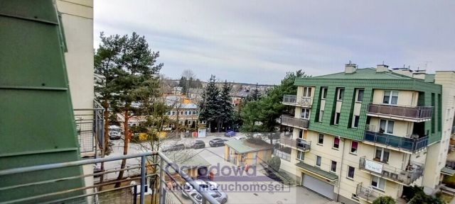 Mieszkanie 3-pokojowe Warszawa Wesoła, ul. Jeździecka. Zdjęcie 10