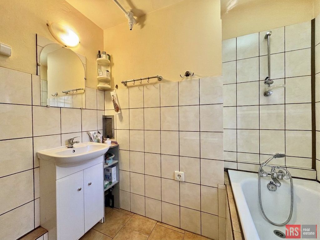 dom wolnostojący, 5 pokoi Wojciechów. Zdjęcie 14