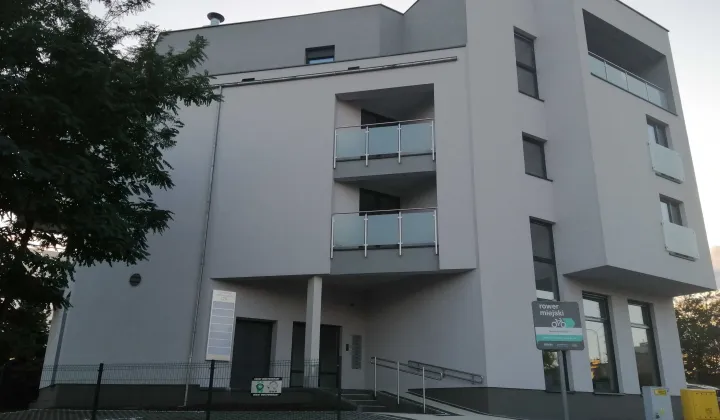 Biuro Poznań Górczyn, ul. Romana Dmowskiego