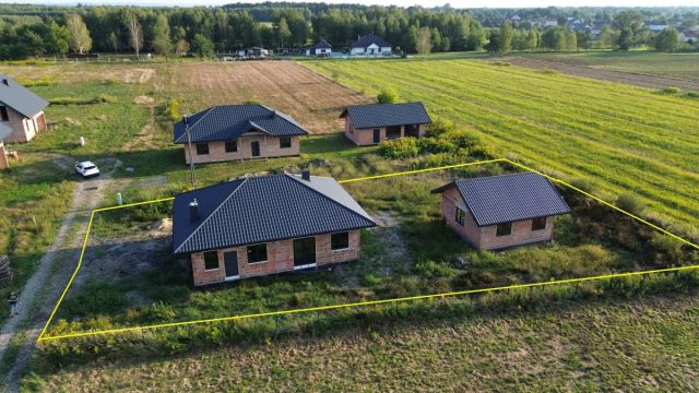 dom wolnostojący, 4 pokoje Biały Bór. Zdjęcie 1