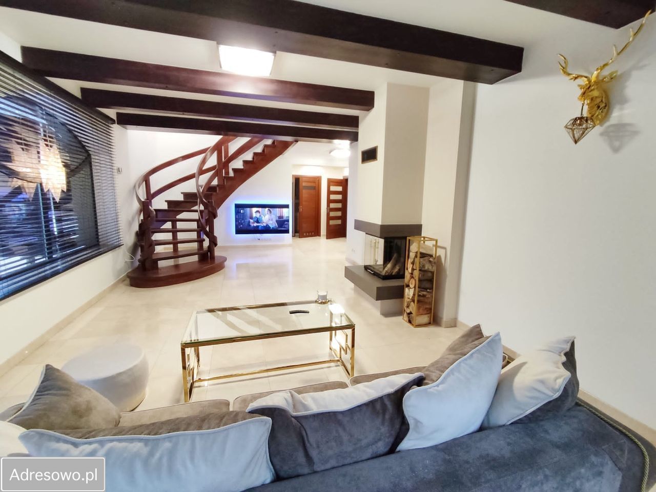 dom wolnostojący, 4 pokoje Jeziora. Zdjęcie 12