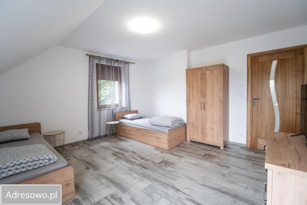 dom wolnostojący, 10 pokoi Targoszów. Zdjęcie 3