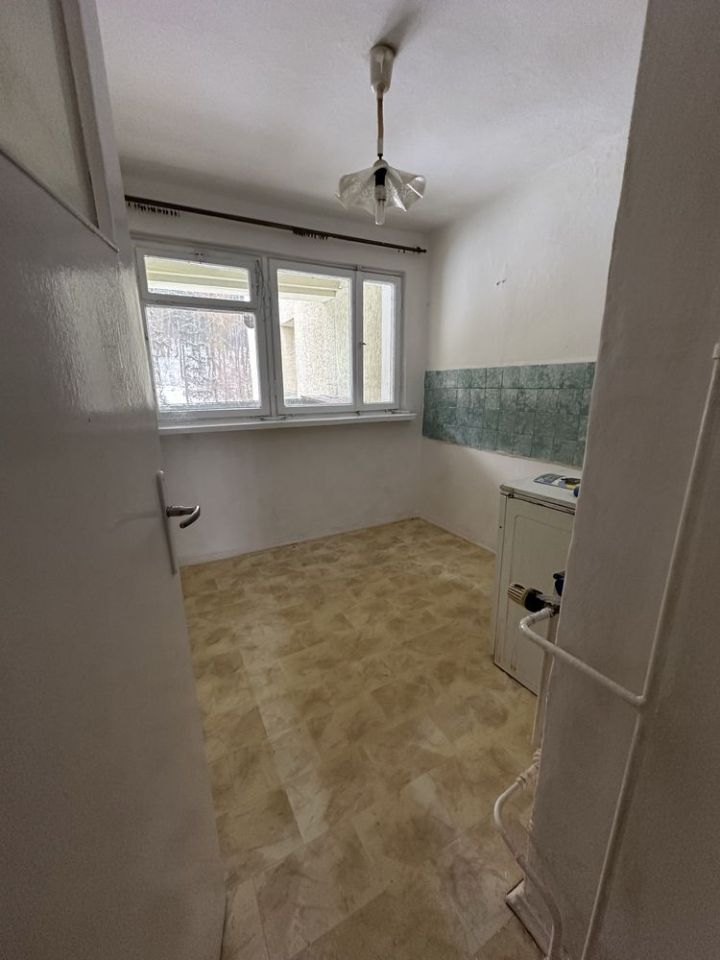 Mieszkanie 3-pokojowe Kamienna Góra. Zdjęcie 2