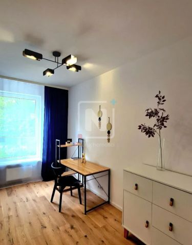 Mieszkanie 4-pokojowe Warszawa Ursus, ul. Silnikowa. Zdjęcie 5