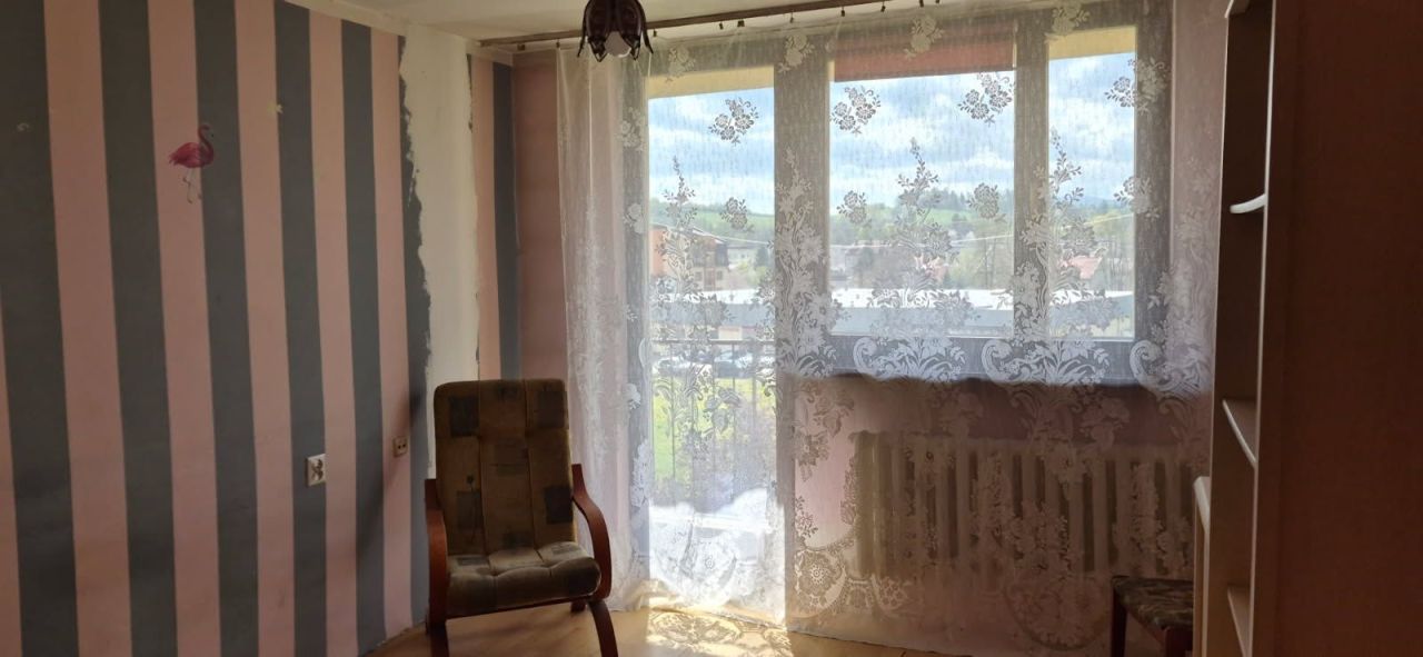 Mieszkanie 3-pokojowe Żywiec, os. 700-lecia. Zdjęcie 1