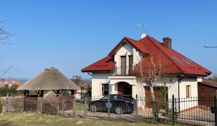 dom wolnostojący, 5 pokoi Tolkmicko, ul. Królewiecka