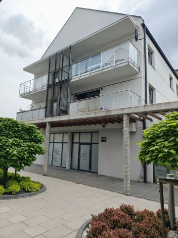 Mieszkanie 2-pokojowe Świebodzice, ul. Królowej Elżbiety. Zdjęcie 1