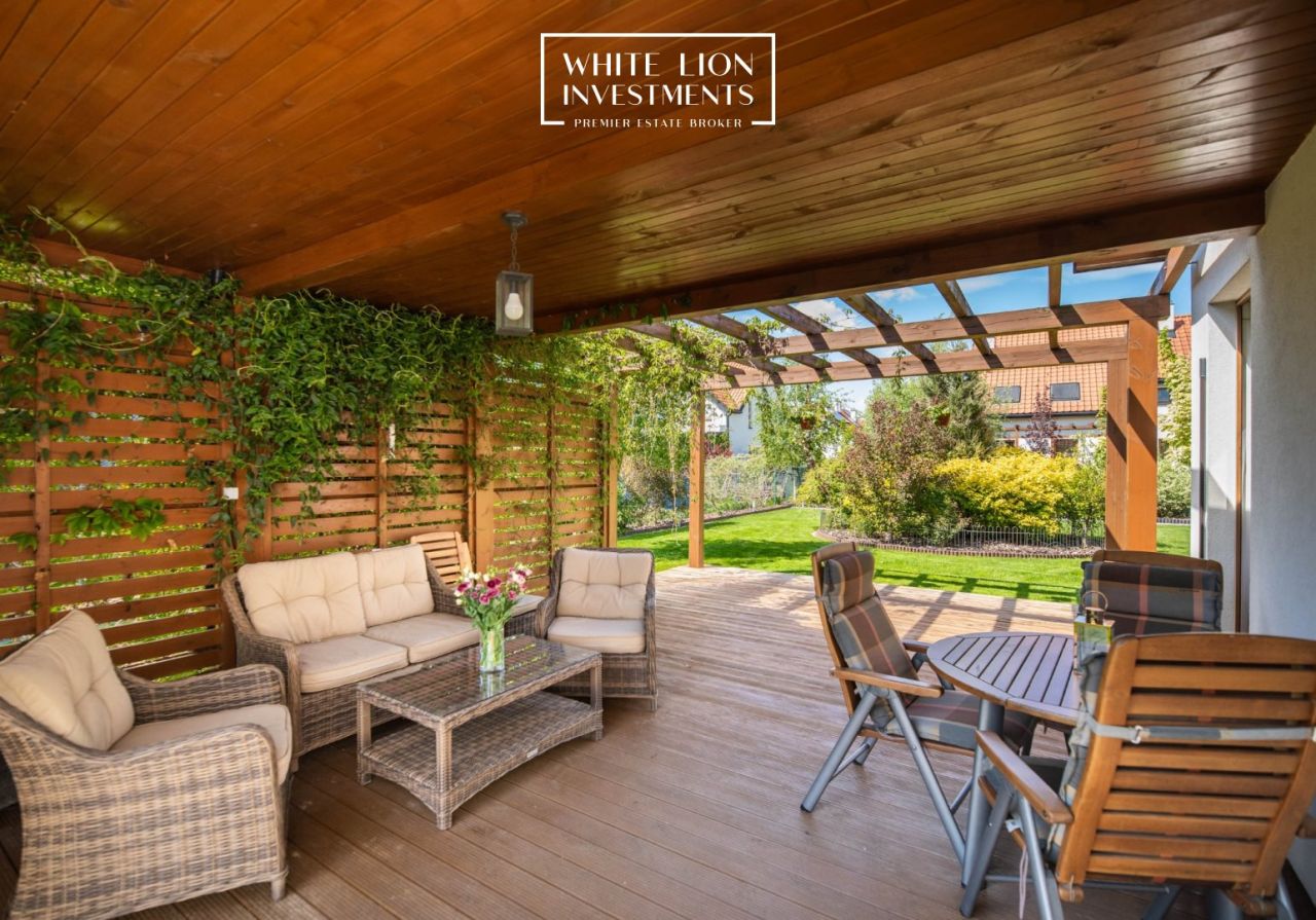 dom wolnostojący, 4 pokoje Ustanów, ul. Bukowa. Zdjęcie 3