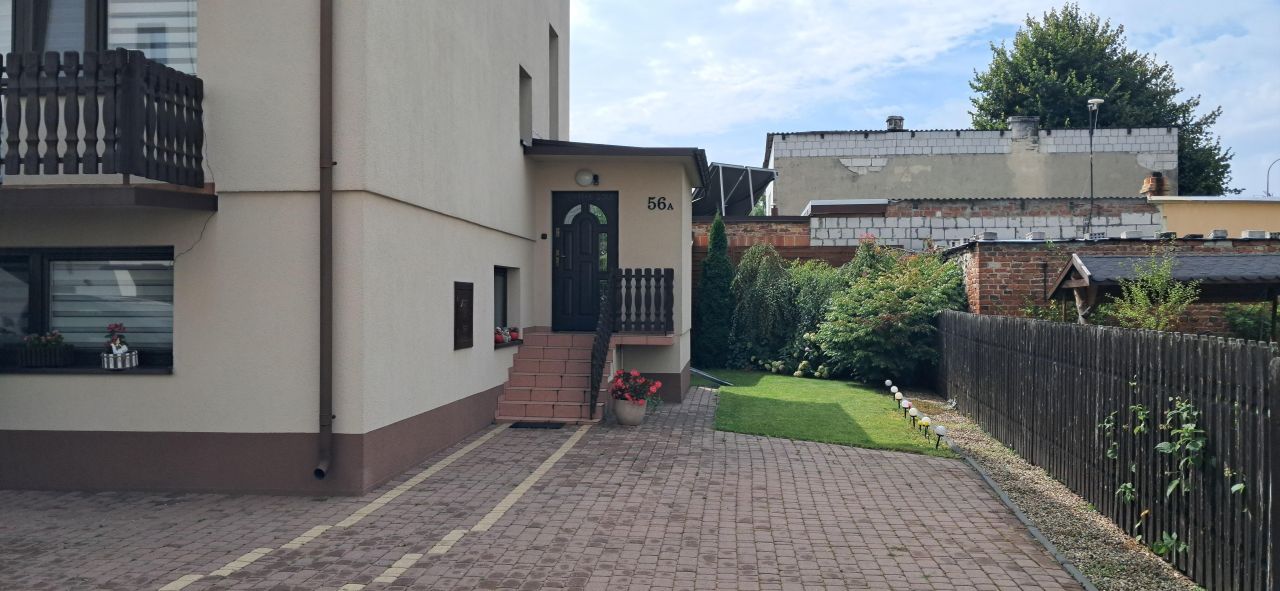 dom wolnostojący, 6 pokoi Biłgoraj, ul. Zamojska. Zdjęcie 1