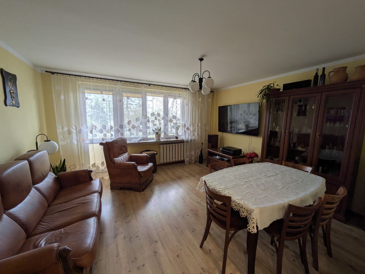 Mieszkanie 4-pokojowe Lipsk, ul. Batorego. Zdjęcie 1