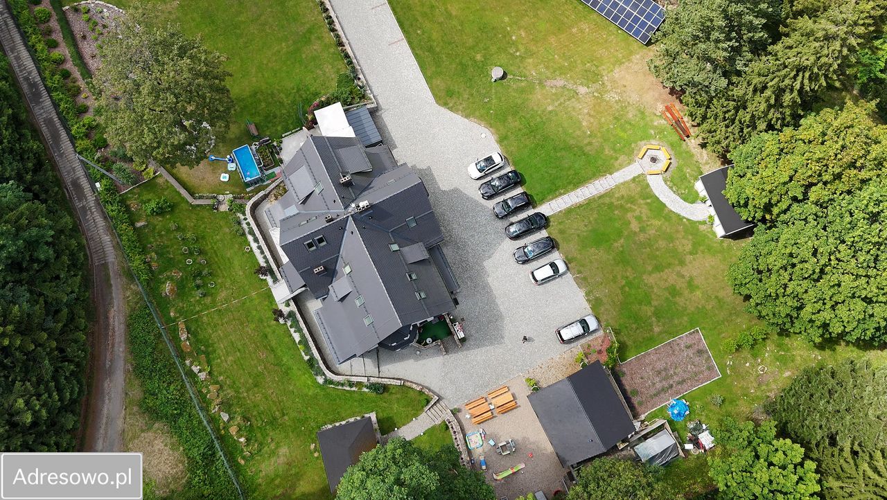 dom wolnostojący Szklarska Poręba Marysin, ul. Bronka Czecha. Zdjęcie 11