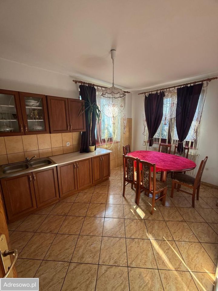 dom wolnostojący, 5 pokoi Piława Górna, ulica. Zdjęcie 3