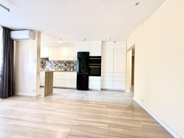 Mieszkanie 4-pokojowe Warszawa Bemowo, ul. Budy. Zdjęcie 1