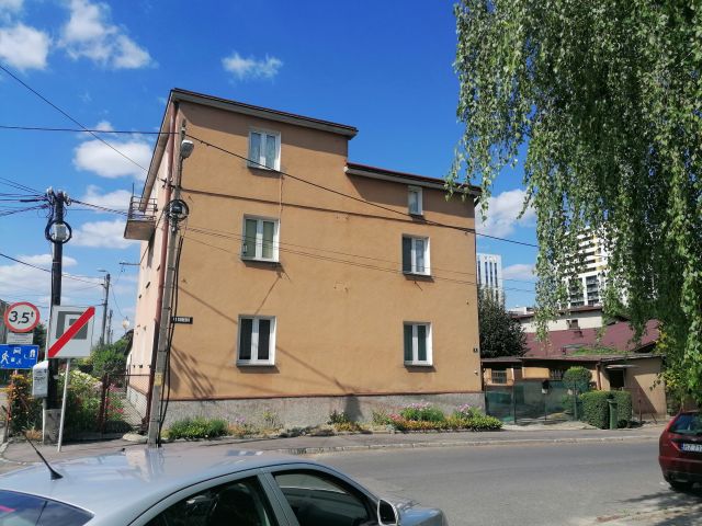 dom wolnostojący, 12 pokoi Rzeszów Śródmieście, ul. Gołębia. Zdjęcie 1