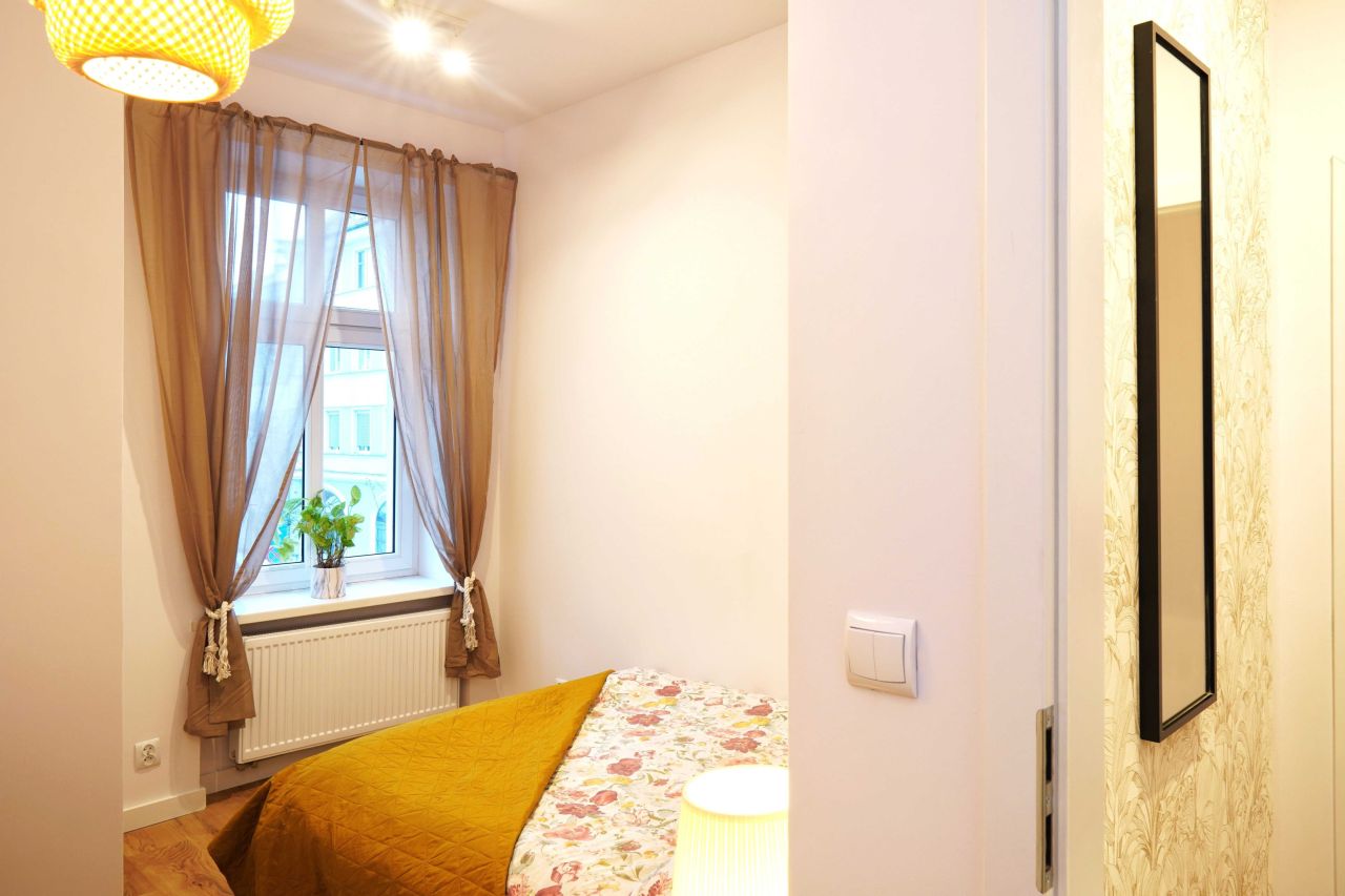 Mieszkanie 3-pokojowe Brzeg, ul. Marszałka Piłsudskiego. Zdjęcie 8