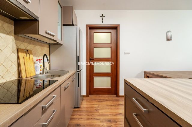 Mieszkanie 3-pokojowe Kraków Łagiewniki-Borek Fałęcki, ul. Aleksandra Fredry. Zdjęcie 4