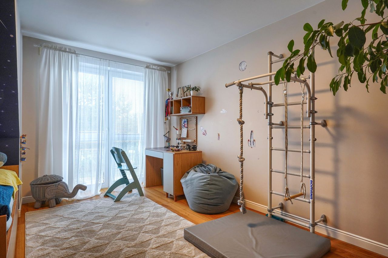 dom wolnostojący, 5 pokoi Grodzisk Mazowiecki. Zdjęcie 4