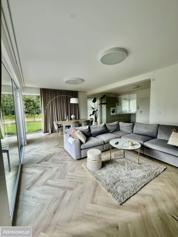 bliźniak, 4 pokoje Dorotowo. Zdjęcie 1