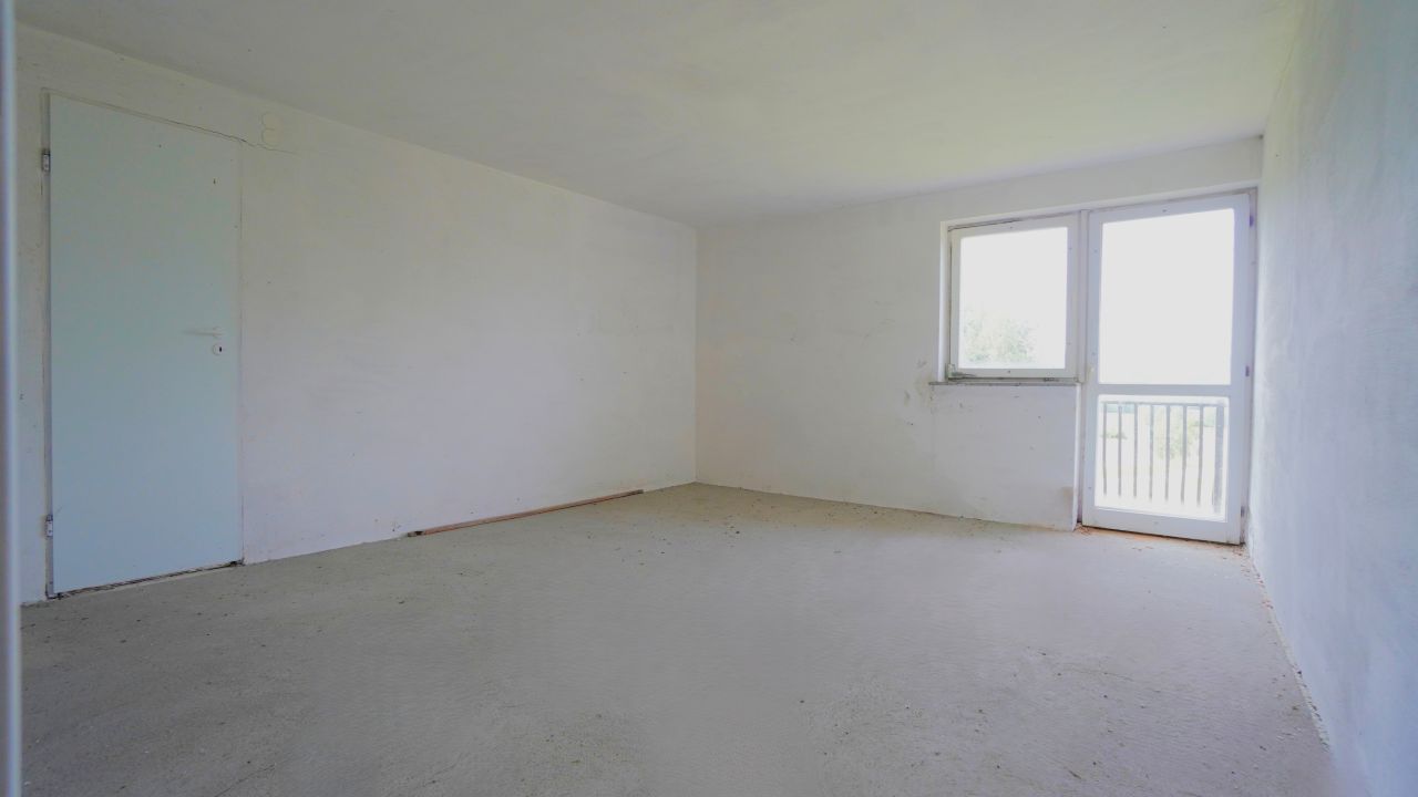 dom wolnostojący, 5 pokoi Wapienne. Zdjęcie 4