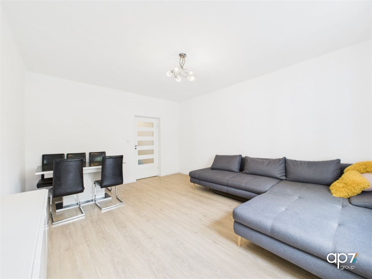 Mieszkanie 3-pokojowe Kraków Nowa Huta. Zdjęcie 2