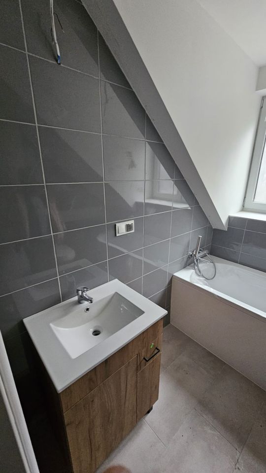 dom wolnostojący, 5 pokoi Grabie. Zdjęcie 8