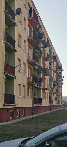 Mieszkanie 3-pokojowe Zduńska Wola Kolonia Karsznice, ul. 1 Maja. Zdjęcie 1