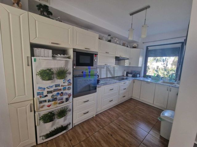 dom szeregowy, 5 pokoi Mirków. Zdjęcie 10