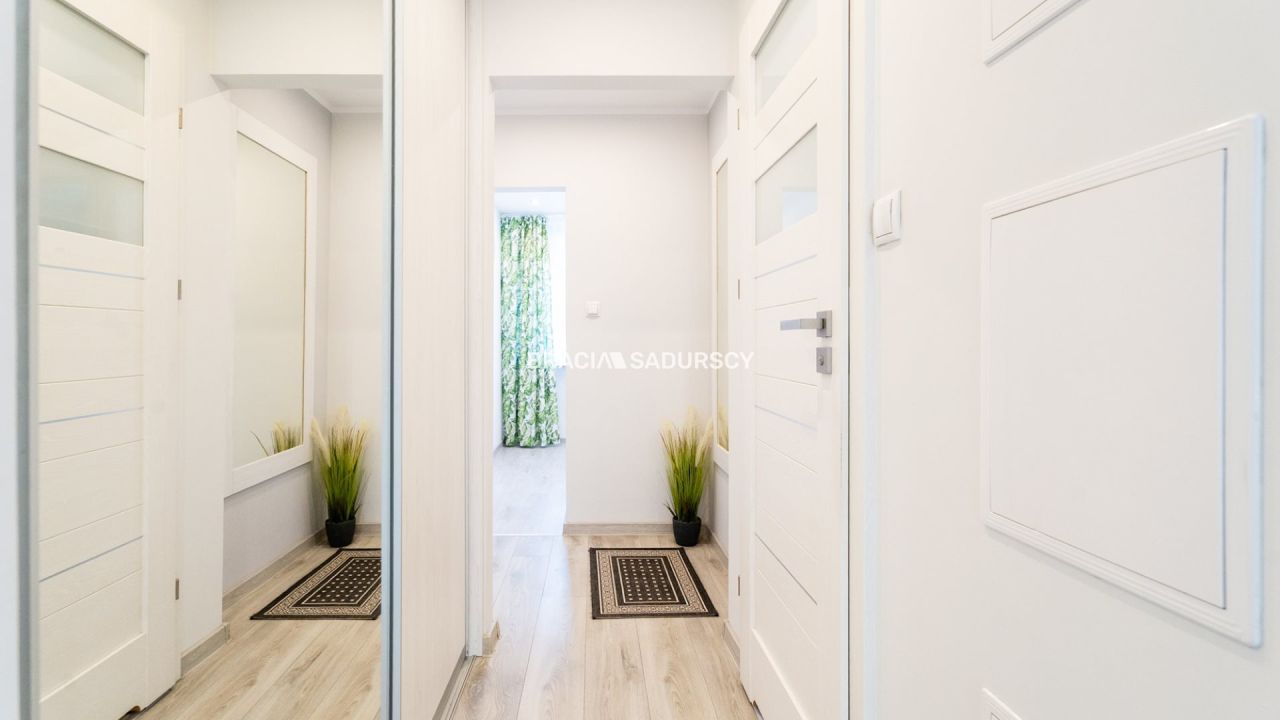 Mieszkanie 3-pokojowe Kraków Mistrzejowice, os. Piastów. Zdjęcie 5