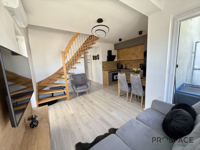 Mieszkanie 4-pokojowe Zielona Góra, ul. Franciszka Rzeźniczaka. Zdjęcie 3