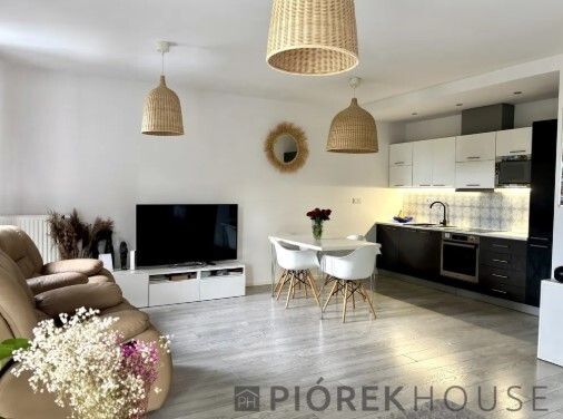 Mieszkanie 2-pokojowe Warszawa Włochy, al. Krakowska. Zdjęcie 3