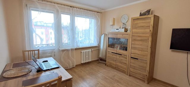 Mieszkanie 1-pokojowe Świdnica. Zdjęcie 1