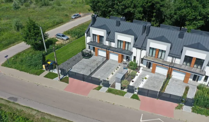 dom szeregowy, 4 pokoje Kazimierów Zastawie, ul. Czereśniowa