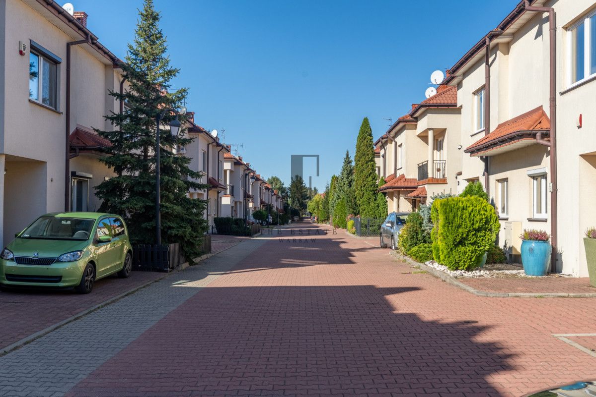 bliźniak, 5 pokoi Warszawa Wawer, ul. Zwoleńska. Zdjęcie 1