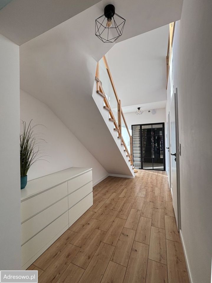 dom szeregowy, 5 pokoi Boryszew, ul. Calineczki. Zdjęcie 17