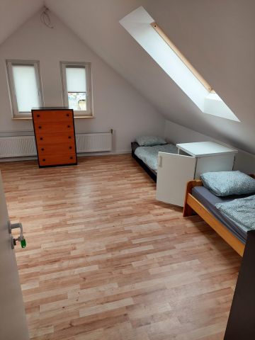 dom wolnostojący, 3 pokoje Kamieniec Wrocławski, ul. Polna. Zdjęcie 1
