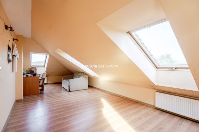 dom wolnostojący, 7 pokoi Skawina, ul. Wojska Polskiego. Zdjęcie 30