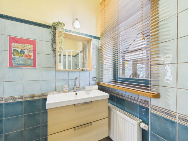 dom wolnostojący, 7 pokoi Pęcice Małe. Zdjęcie 12