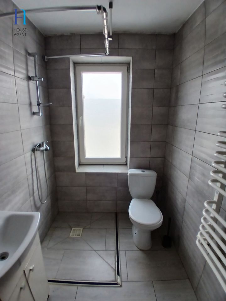 dom wolnostojący, 7 pokoi Łazin. Zdjęcie 13
