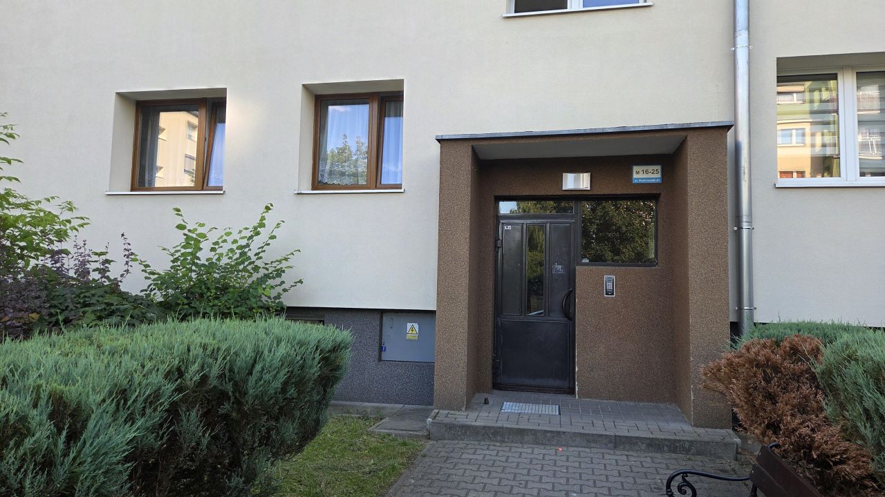 Mieszkanie 3-pokojowe Luboń, ul. Tadeusza Kościuszki. Zdjęcie 22