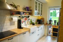 dom szeregowy, 6 pokoi Września, ul. Ignacego Paderewskiego. Zdjęcie 2