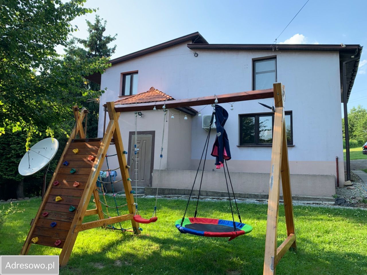 dom wolnostojący, 6 pokoi Chorągwica. Zdjęcie 1