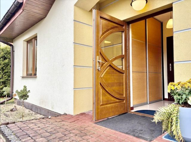 dom wolnostojący, 5 pokoi Jadwisin, ul. Królewska. Zdjęcie 14