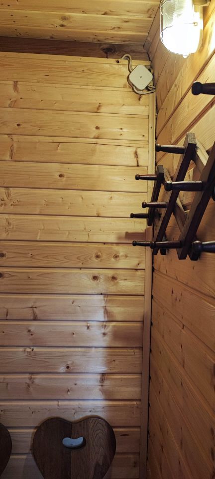 dom wolnostojący, 5 pokoi Tarnowiec. Zdjęcie 50